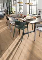 EL2428 Natural Predaia Oak - Image 2